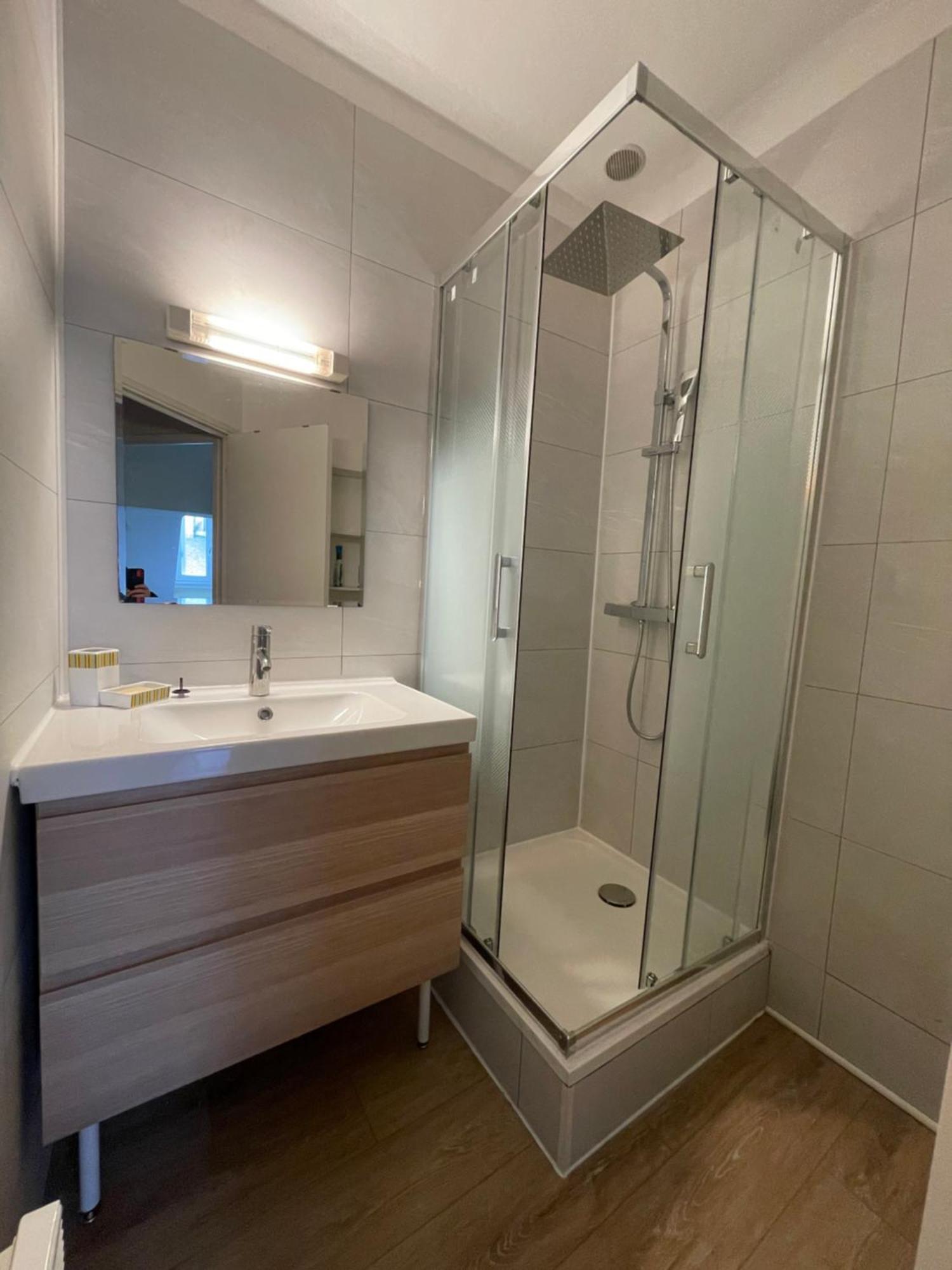 Duplex N°3 Au Coeur De Bagneres De Bigorre Apartment Luaran gambar